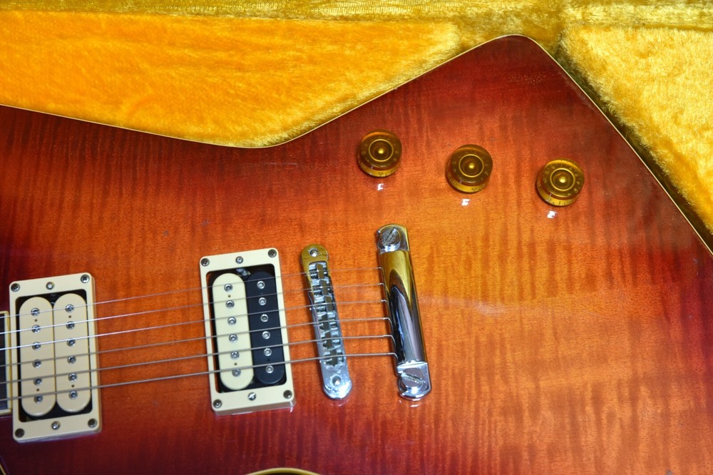 ARIAPROII EX-900 - CHERRY SUNBURST