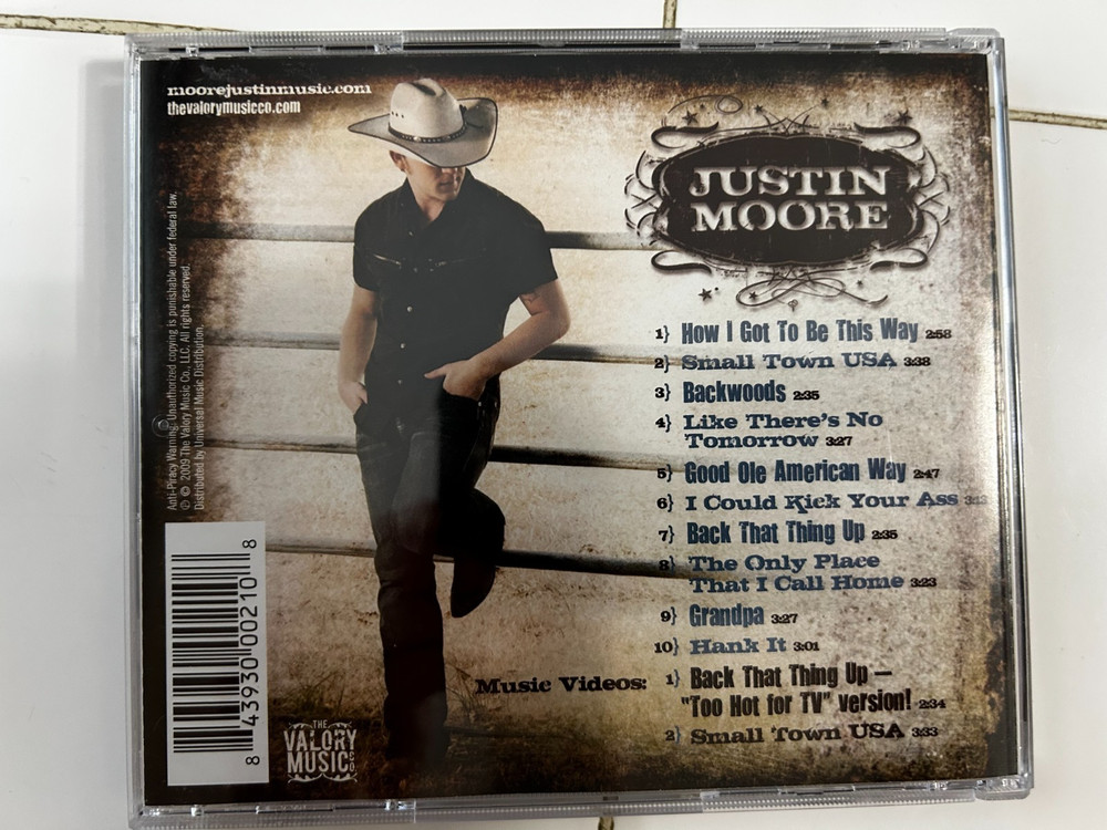 Justin Moore Autographed Self Titled CD Booklet Signed