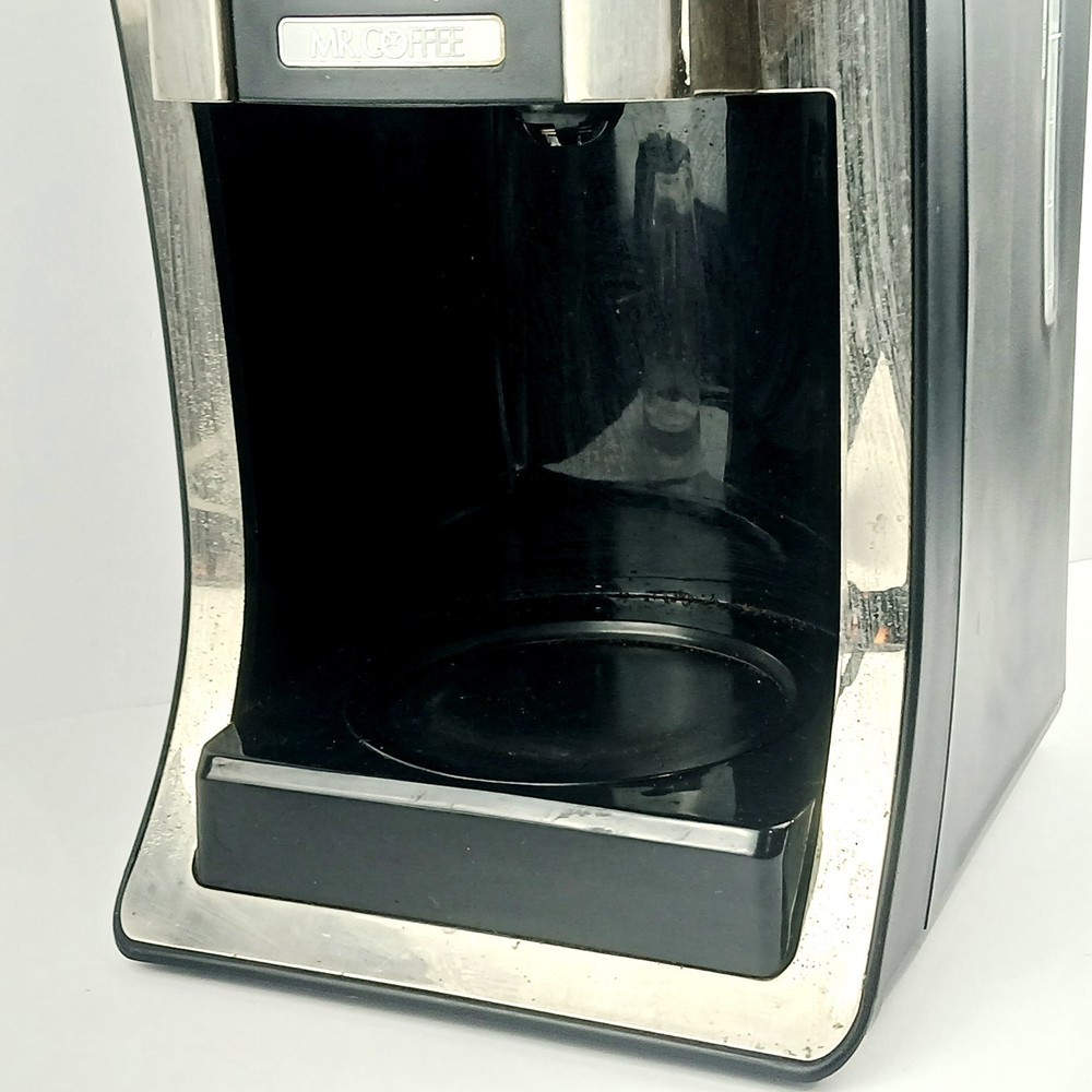 Mr. Coffee 12 Cup Coffee Maker Programable Black/Chrome Needs Cleaned Works Exc