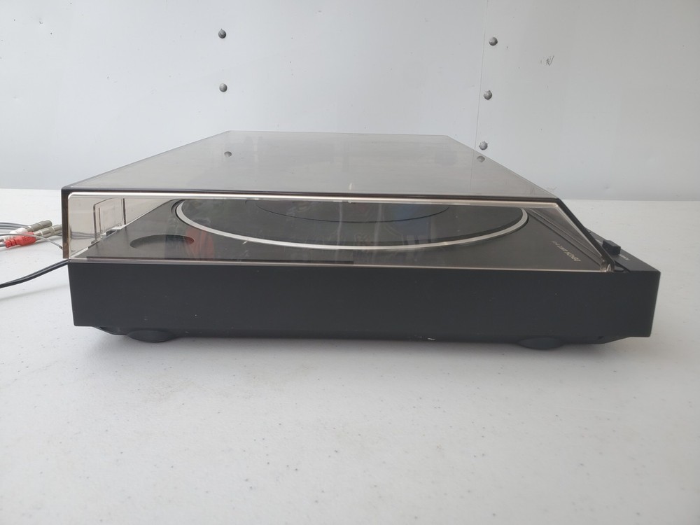 Denon Turntable Quartz DP-23F Micro Processor Fully Automatic Turntable System