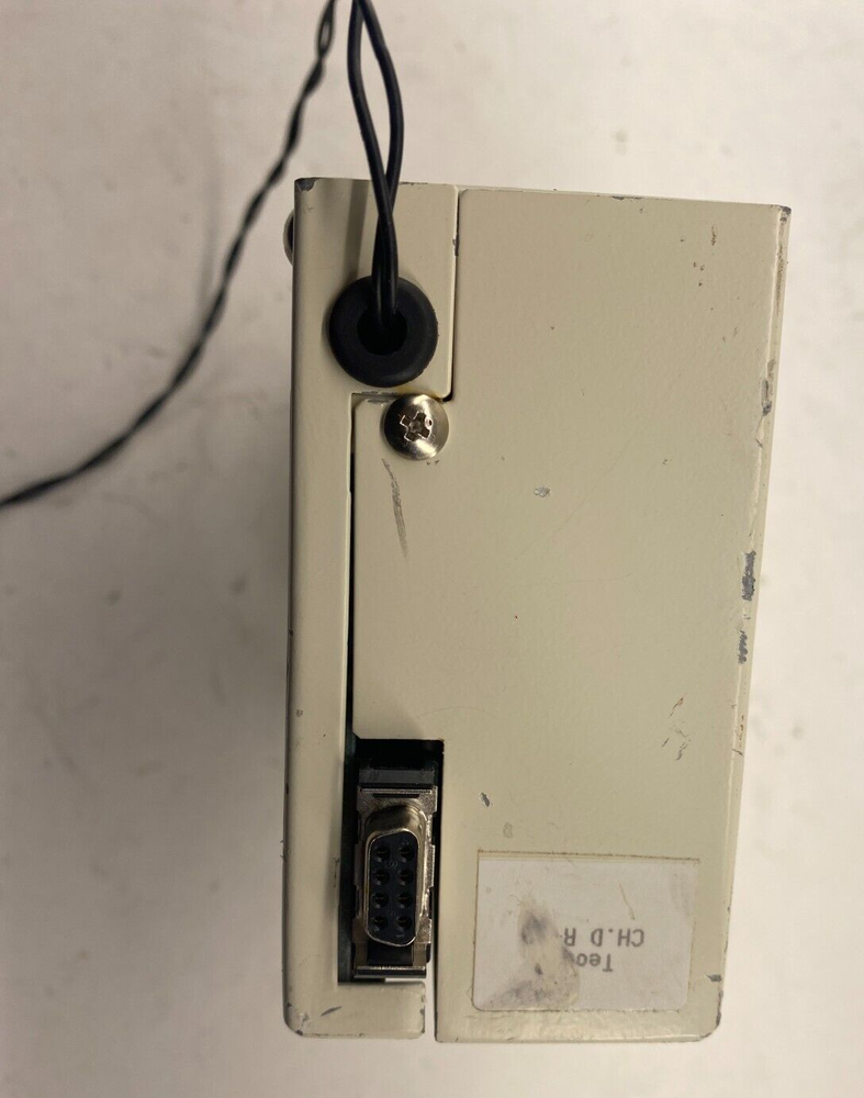 LINTEC LM-1100-8 1.5 g/min LIQUID FLOW CONTROLLER