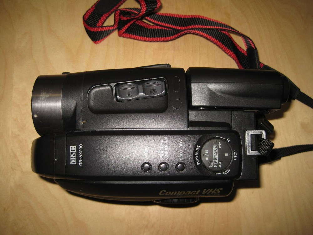 JVC GR-AX230U VHS C Camcorder