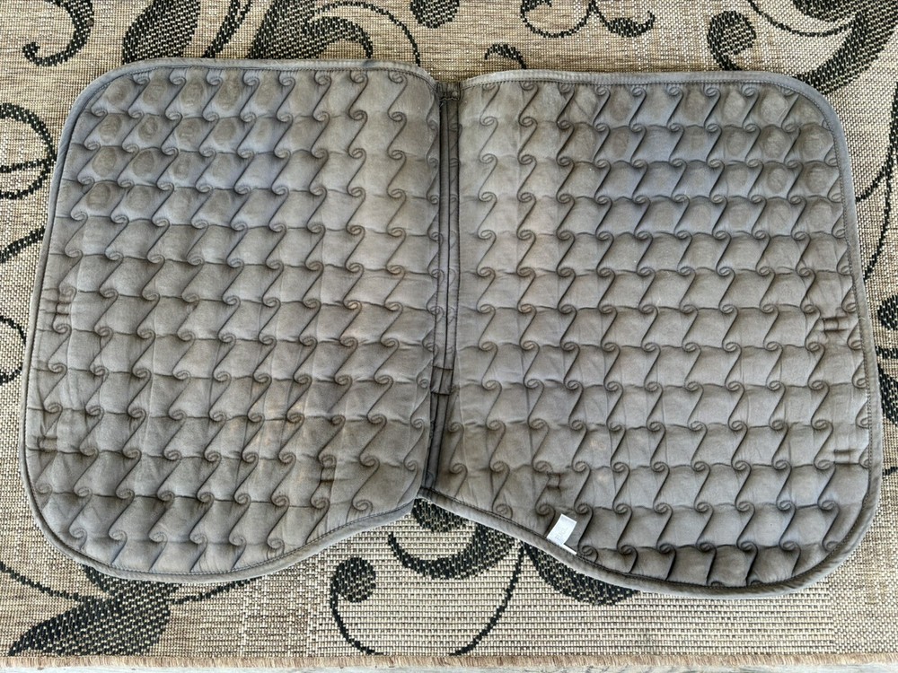 Tango By Toklat Saddle Blanket