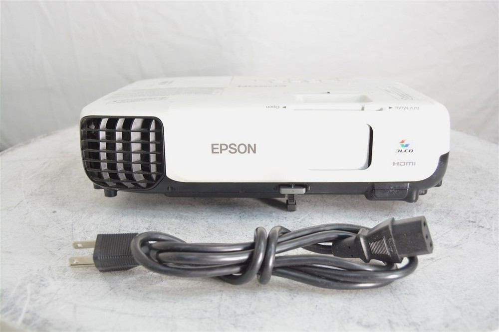Epson VS330 H555A LCD Projector 4K Lamp Hours SEE NOTES