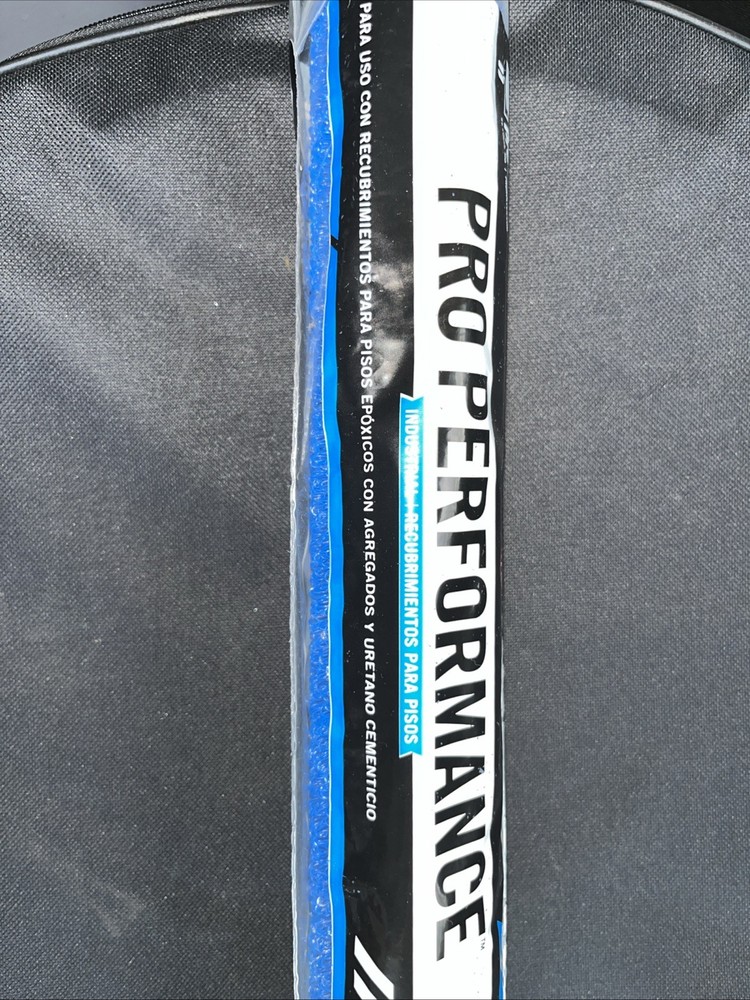 18" Blue Looped Roller with End Caps – Ideal for Epoxy Coating