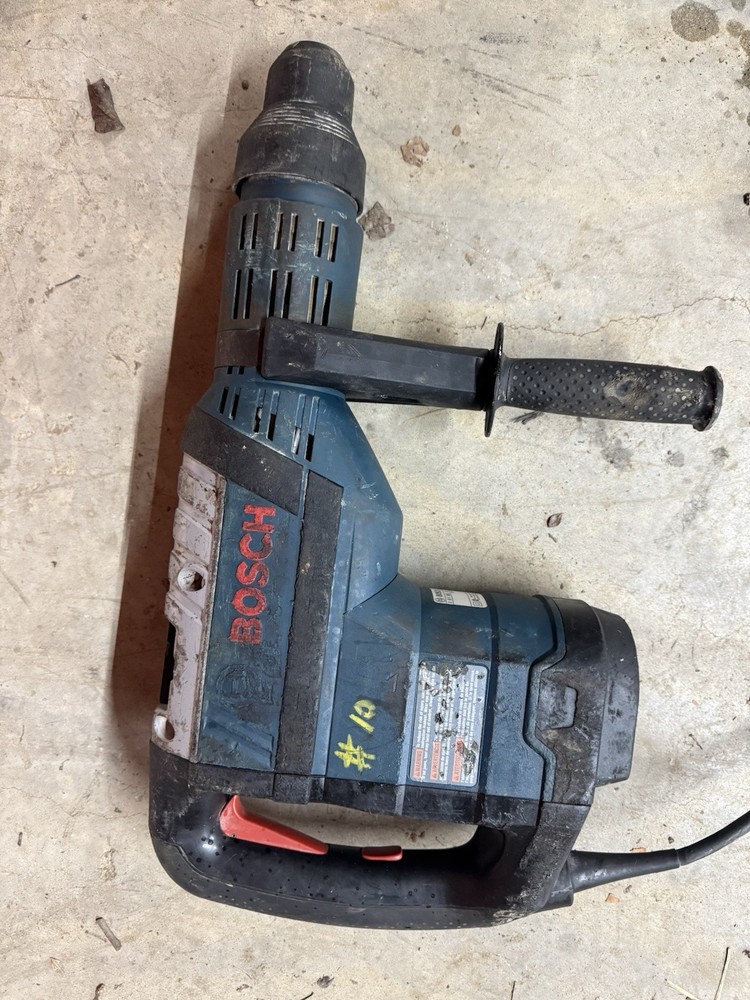 BOSCH RH745 Rotary Hammer