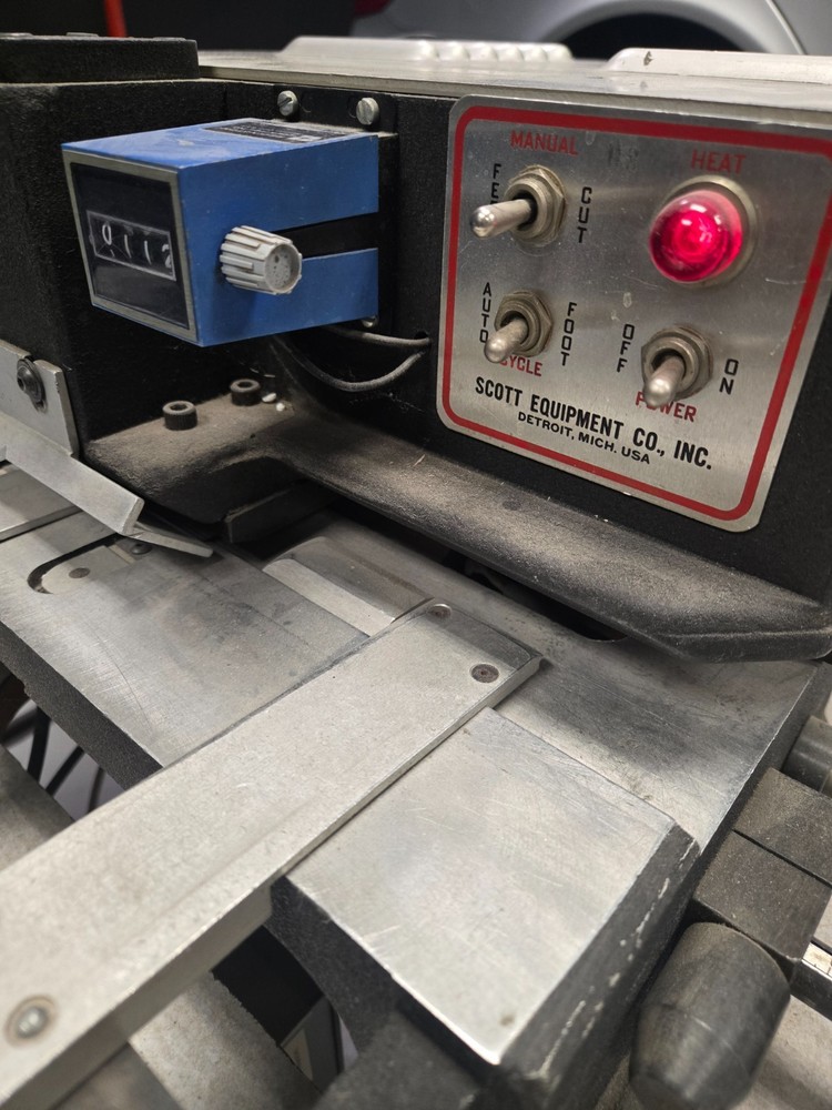 scott model 1800 tab index