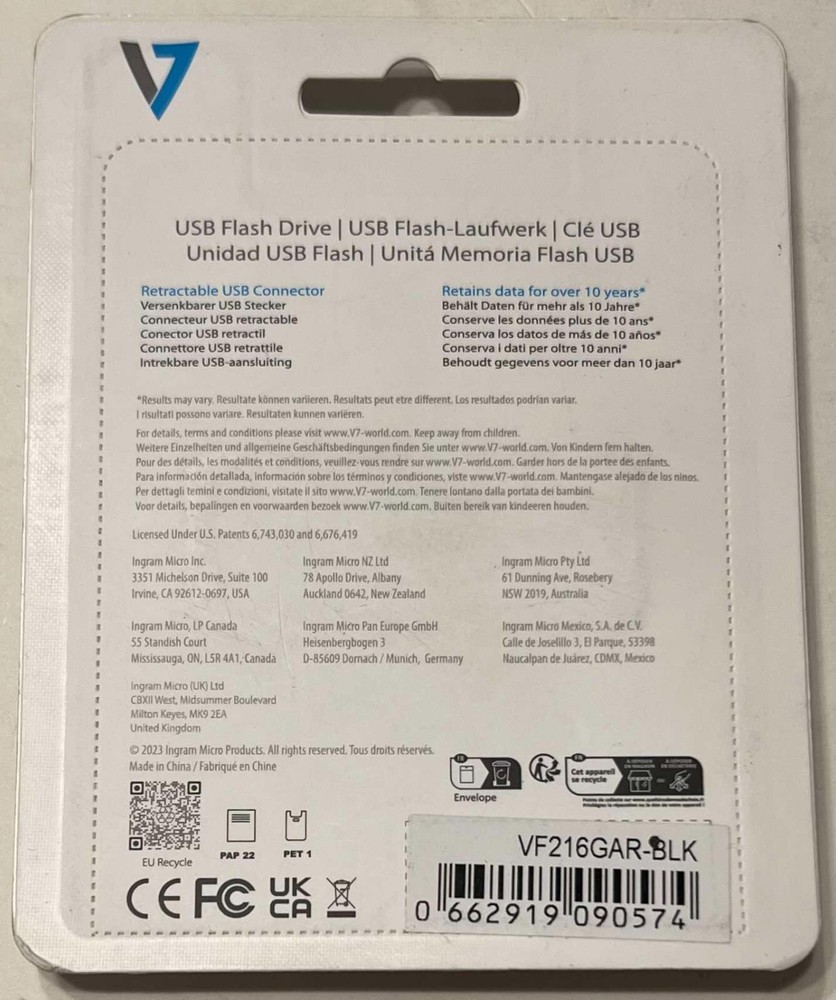 V7 VF216GAR BLK USB 2.0 Flash Drive 16GB