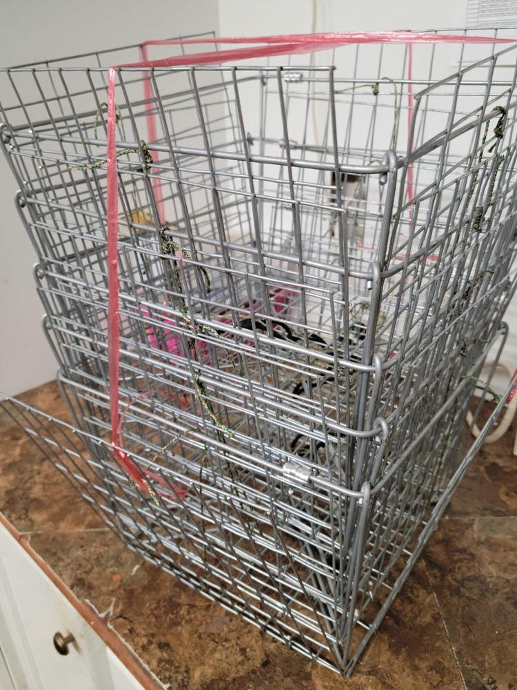 EZ-CRABBING Pack of 5 Open Panel Traps. Stackable. Catch blue crabs/stone crabs.
