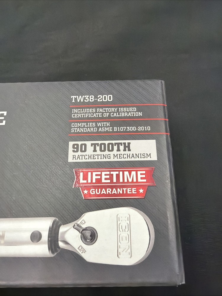Icon Professional Compact Click Type Torque Wrench TW38-200