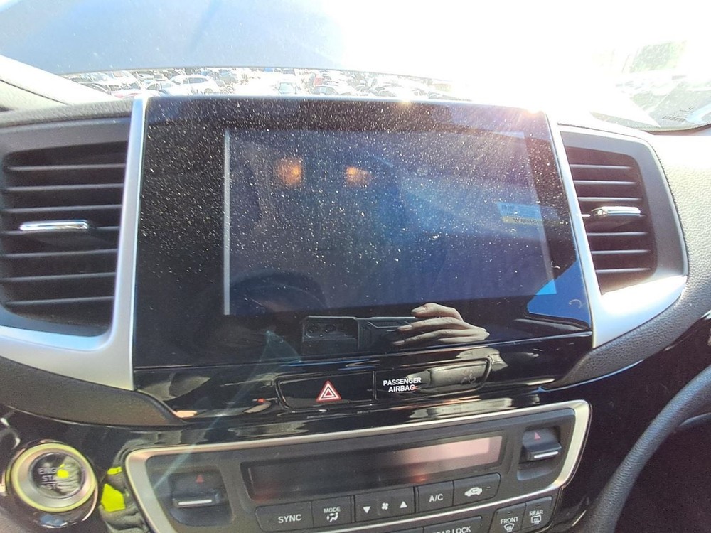 PILOT     2016 Info-GPS-TV Screen 2720236