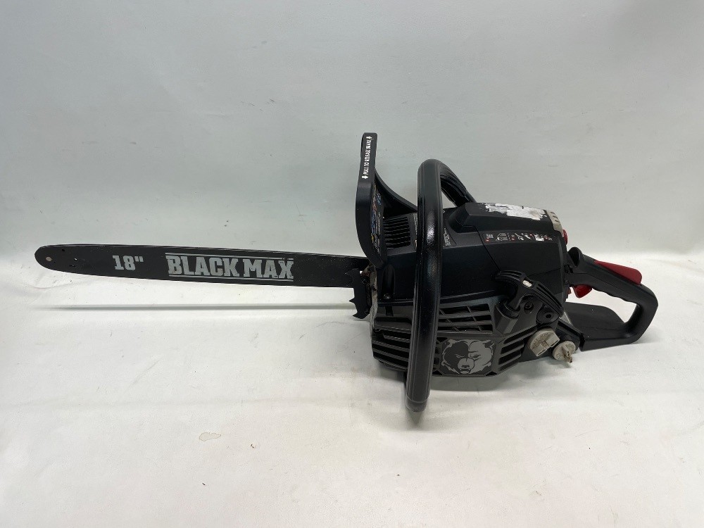 Black Max 8m3619 Chainsaw
