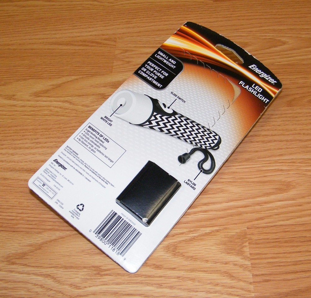 Genuine Energizer 50 Hour Run Time Black / White Pattern LED Flashlight **NEW**