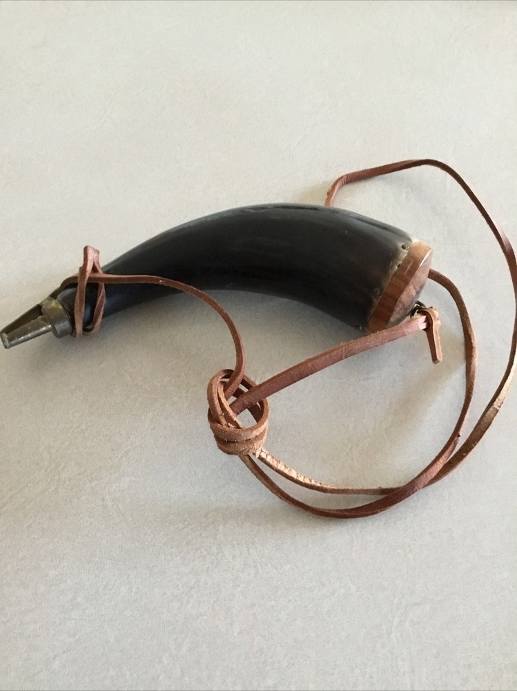 Vintage Muzzleloader Black powder Horn With Leather Strap NOS