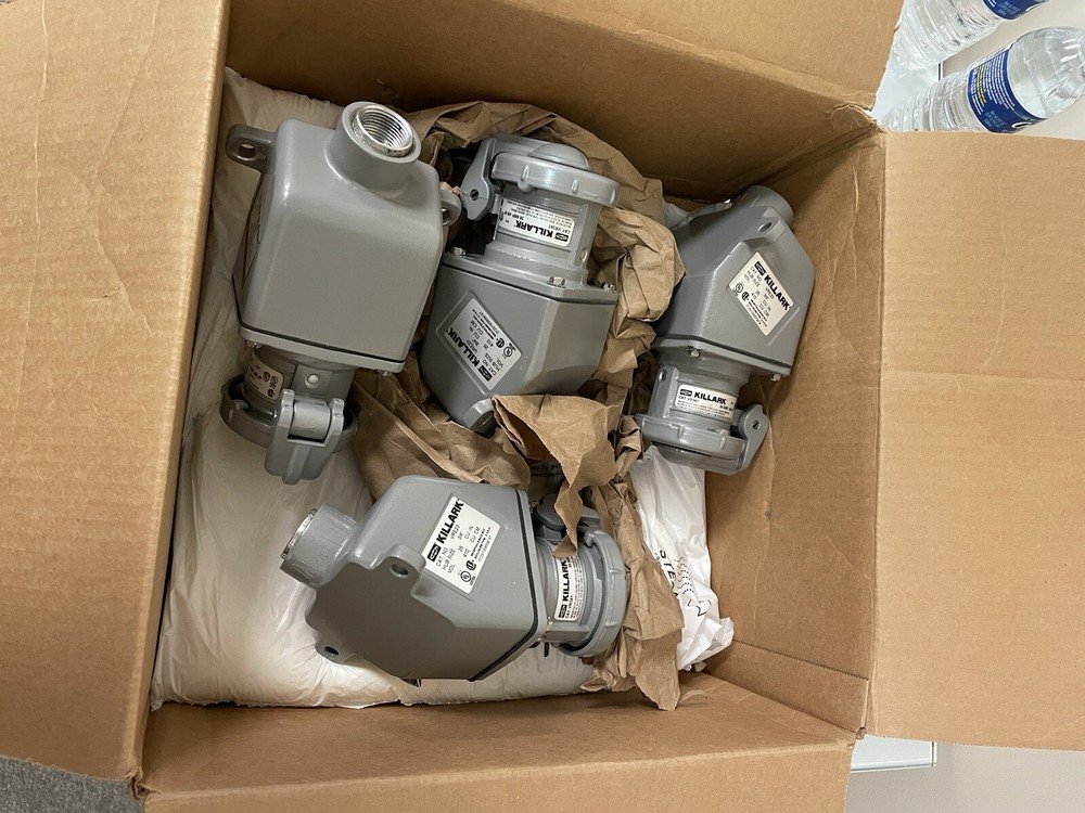 Killark VRE23 3/4” 30 Amp 4W receptacles