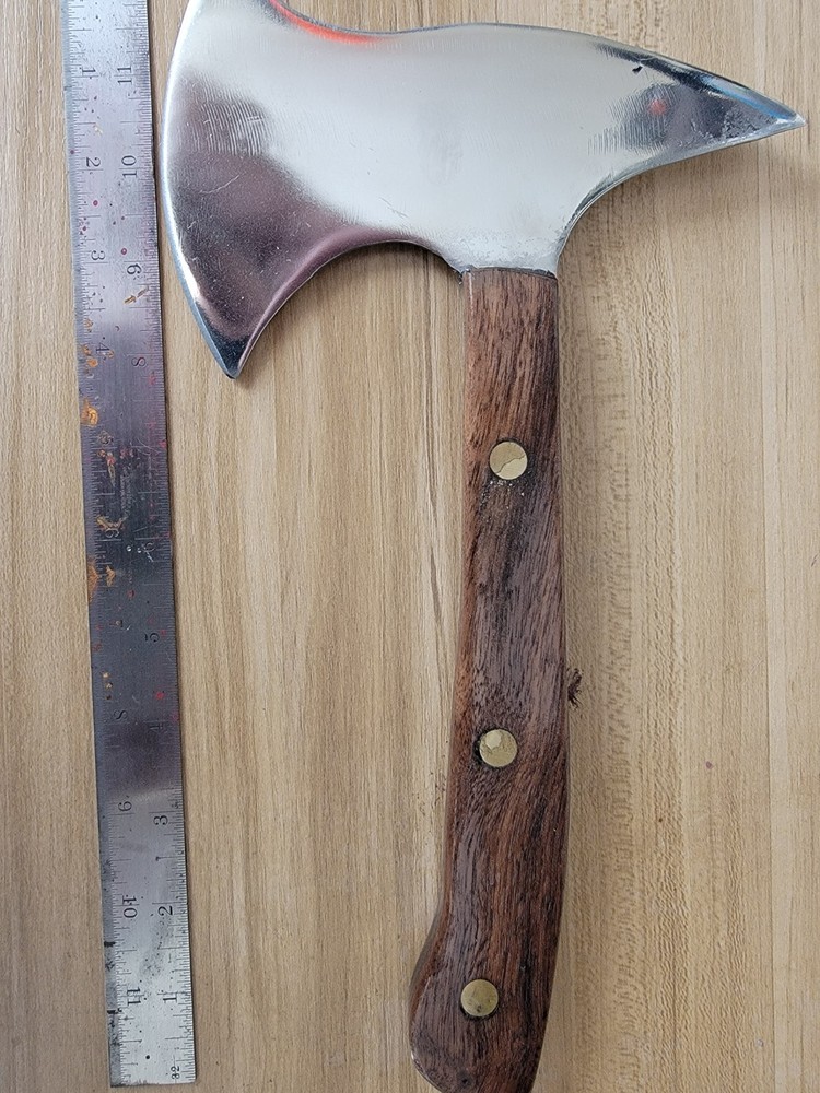 Hatchet ax/knife