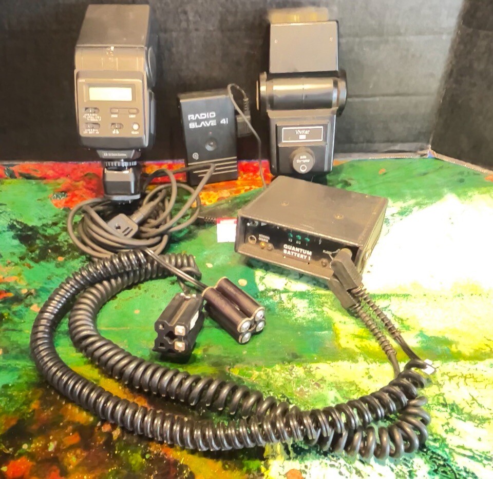 Vintage Mixed Camera Flash Equipment Lot