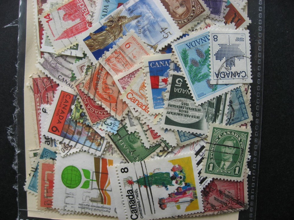Canada collection of 550 different, mostly older, worth checking out!