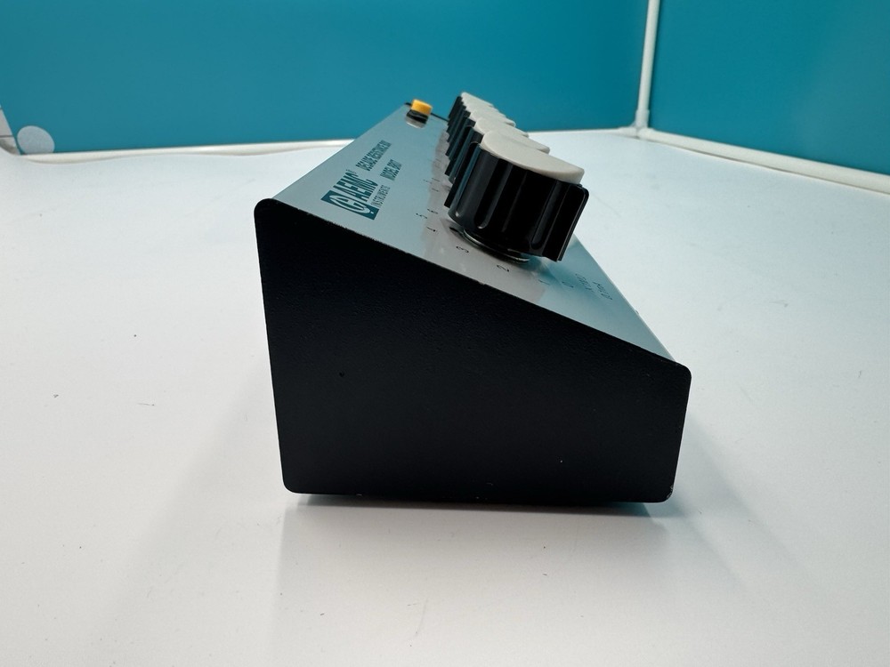 AEMC BR07 Resistance Decade Box for Calibration & Testing — 1Ω to 10MΩ