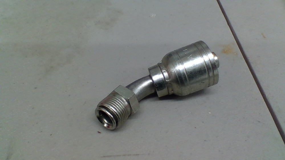 Eaton Aeroquip TTC Crimp Fitting - 1AA8MFA8