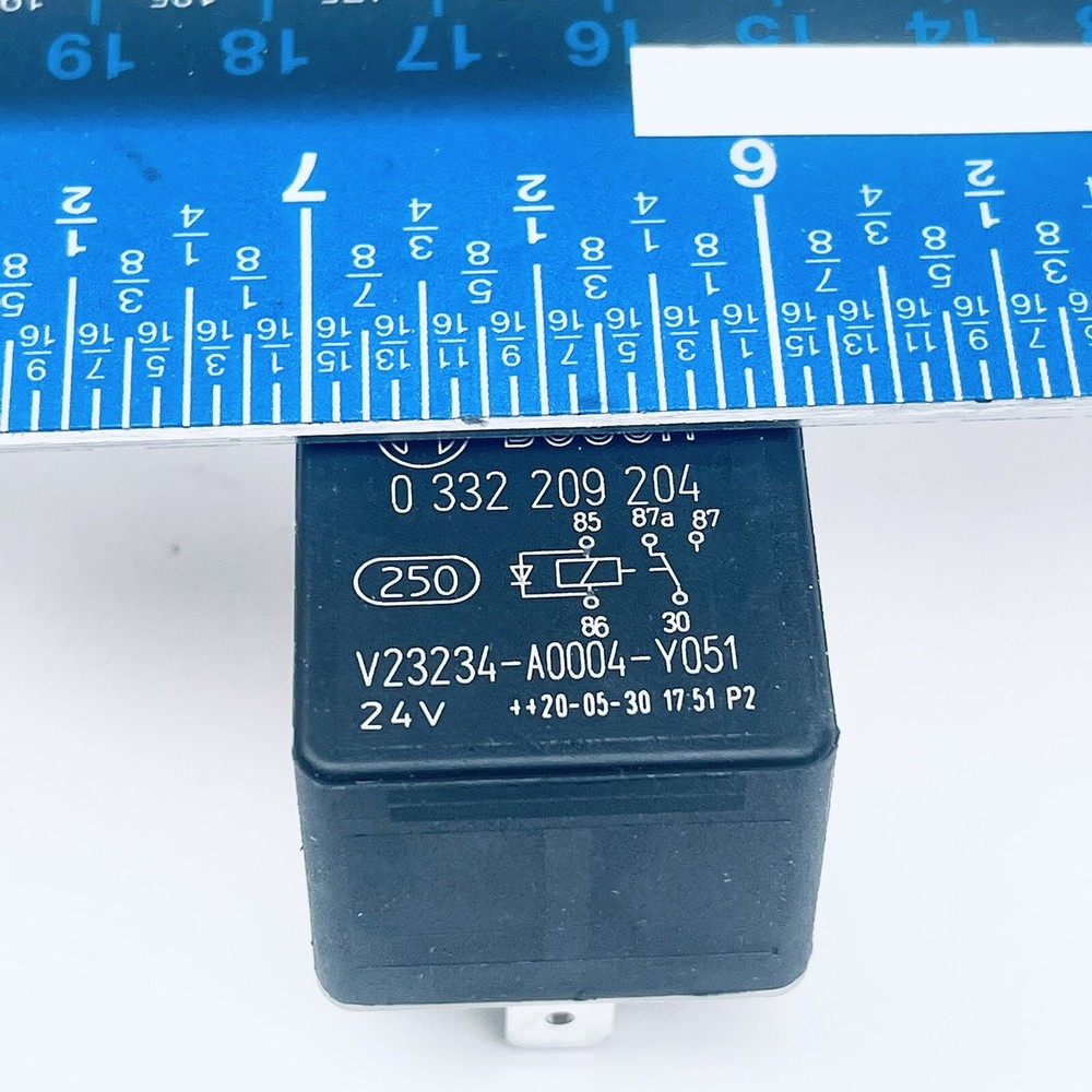 RELAY BOSCH 0332209204