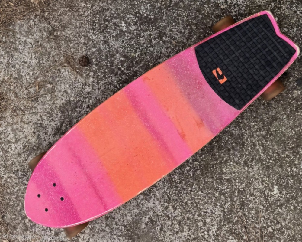 Cruiser Globe Chromantic Fluoro Orange 33.1