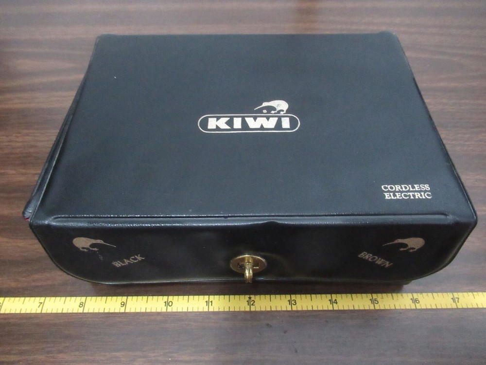 Vintage Kiwi Shoe Shine kit NICE