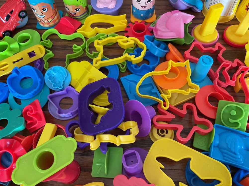 🔥165 PCS-Play-Doh Accessories Tools Cutters Molds Rollers Huge Lot NICE!!!