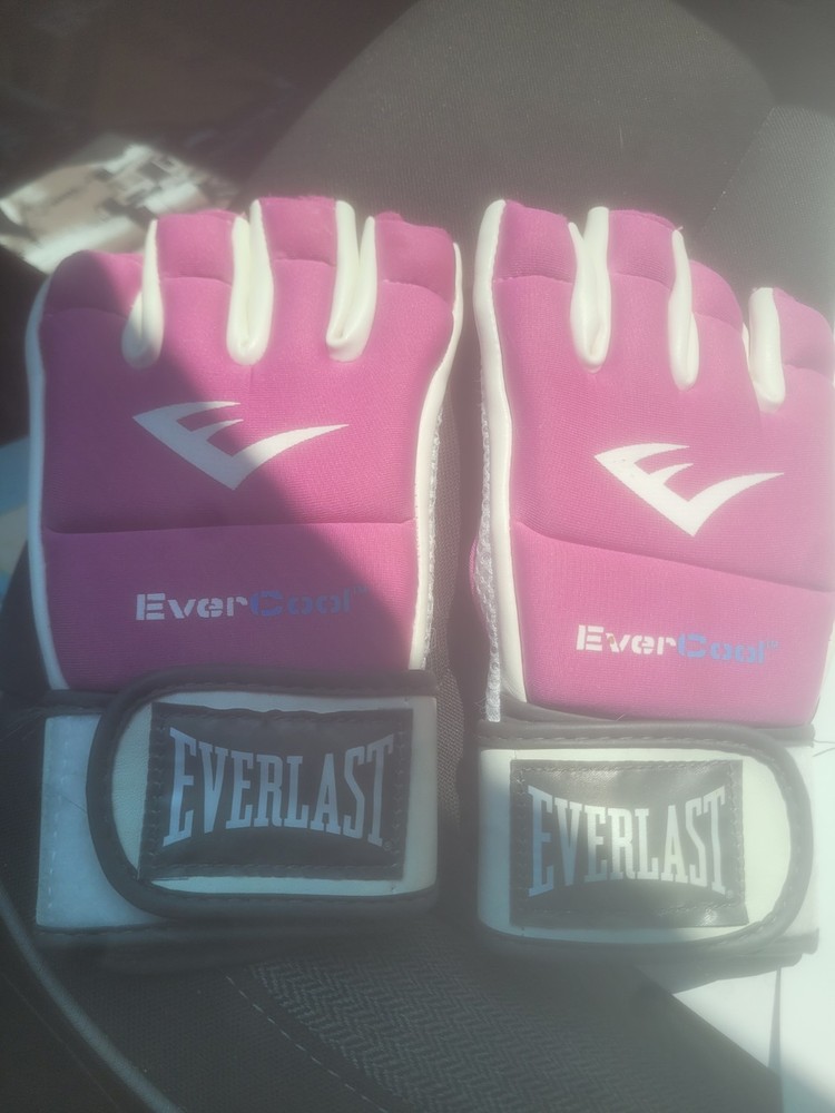 Everlast Ever Cool Kickboxing Gloves - Pink & White