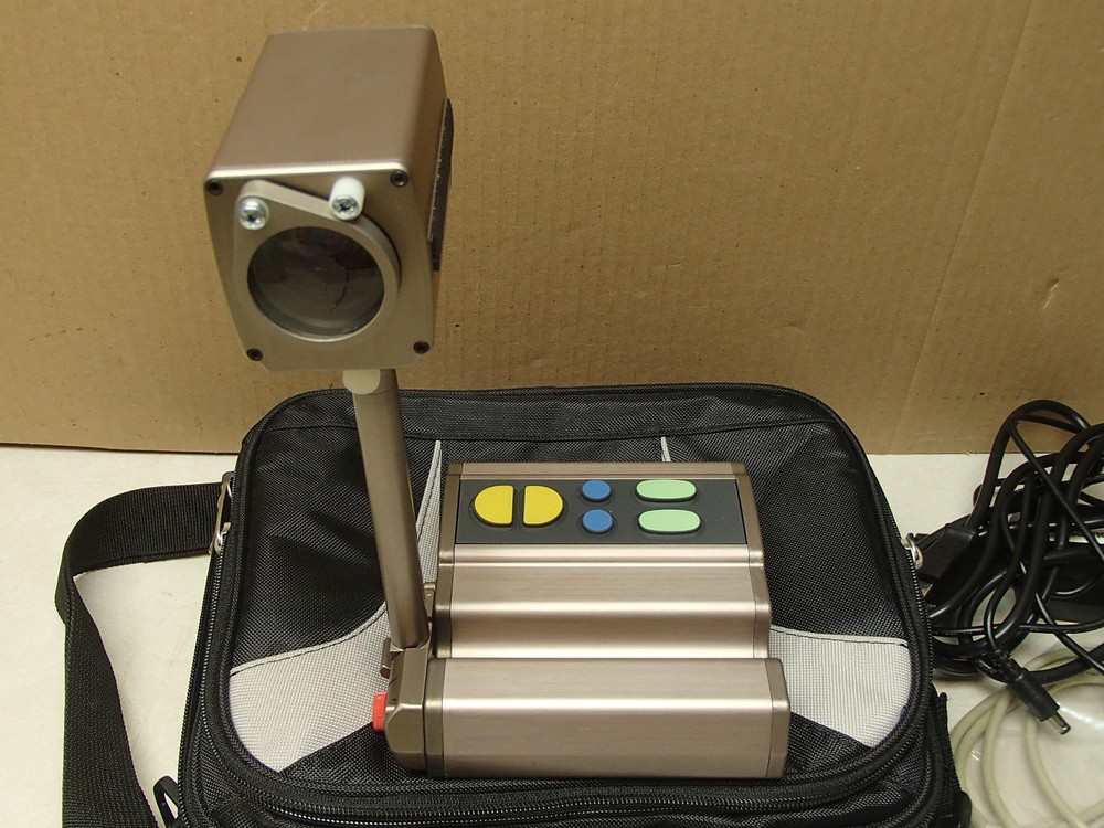 SceneEye 410 vision enhancement magnifier camera w/ case, software, etc