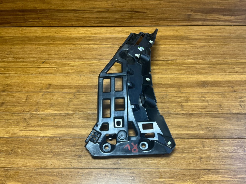 2015-2021 Porsche Macan S 95B Rear Right & Left Support Bracket Set 2 OEM NOTE