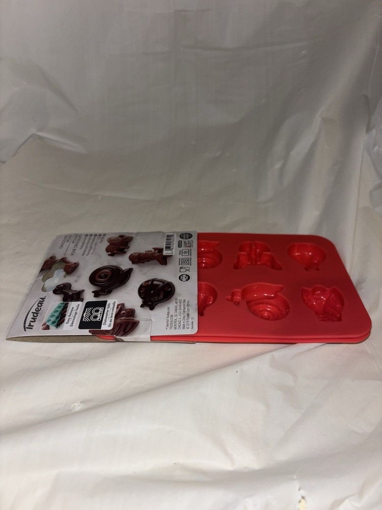 Trudeau Silicone Candy Mold 2/NEW