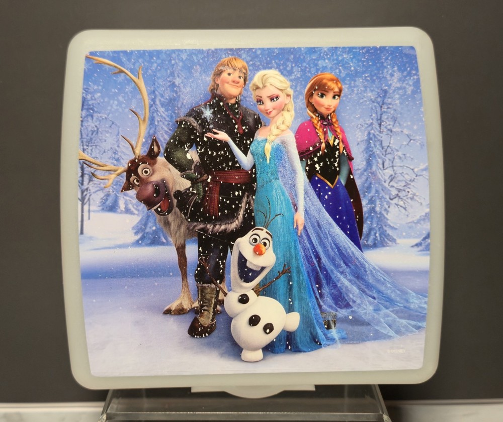 Tupperware Frozen Sandwich Keeper