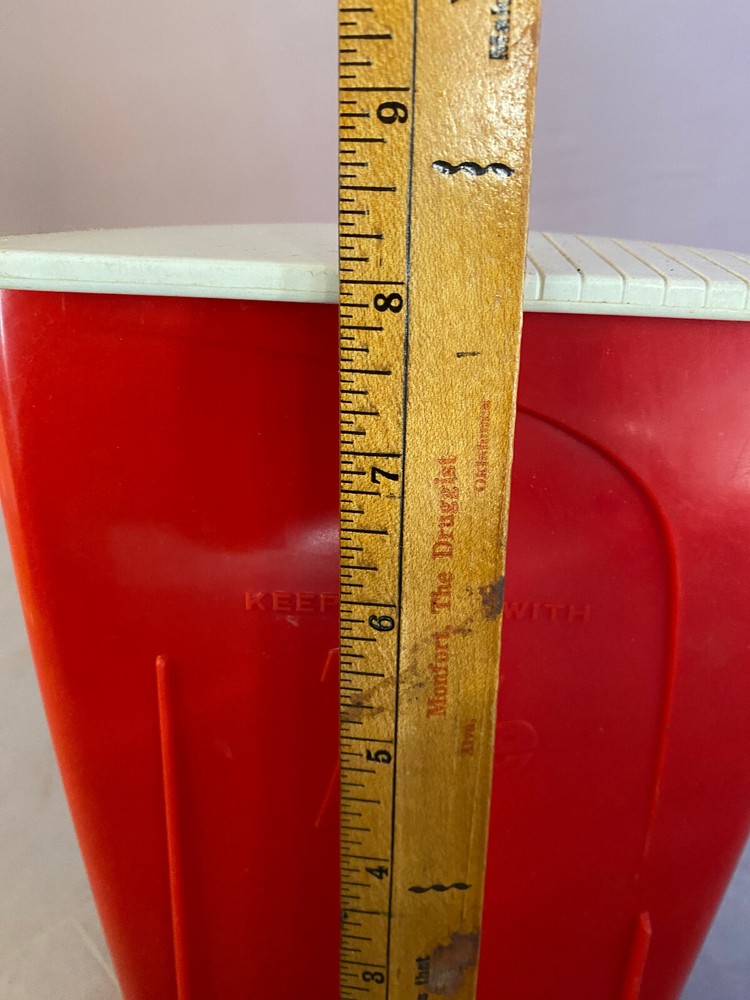 Vintage TIDE Laundry Detergent Collectable Red Container