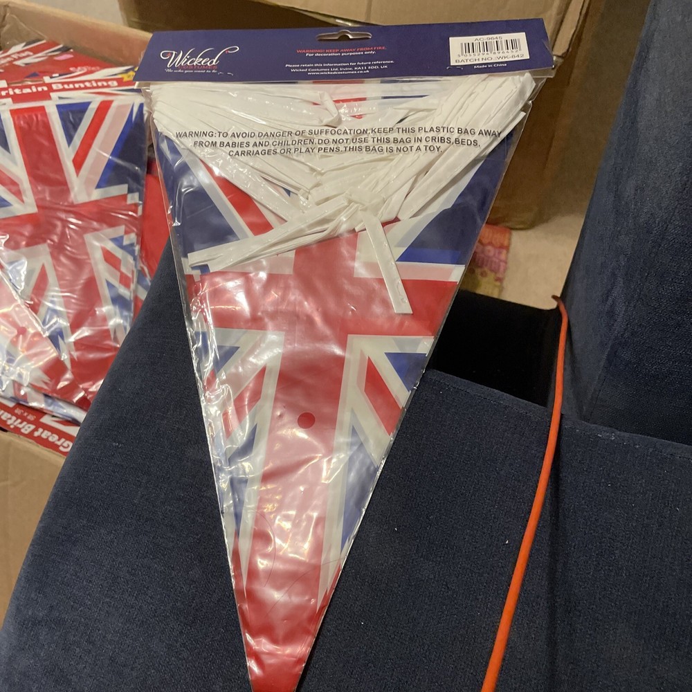 Wicked Costumes Great Britain bunting