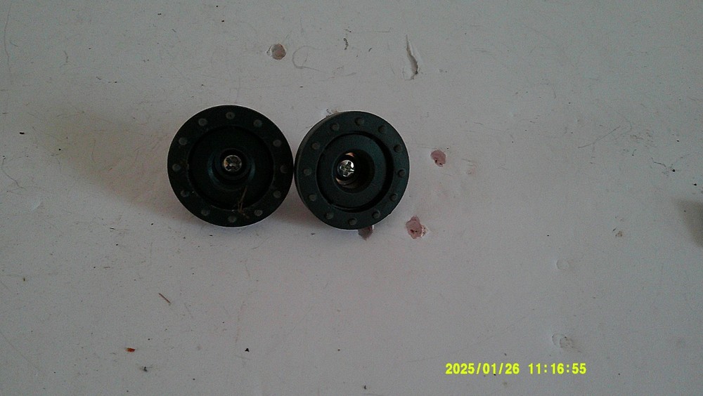 Audio-Technica AT-LP60USB Turntable Feet (2)