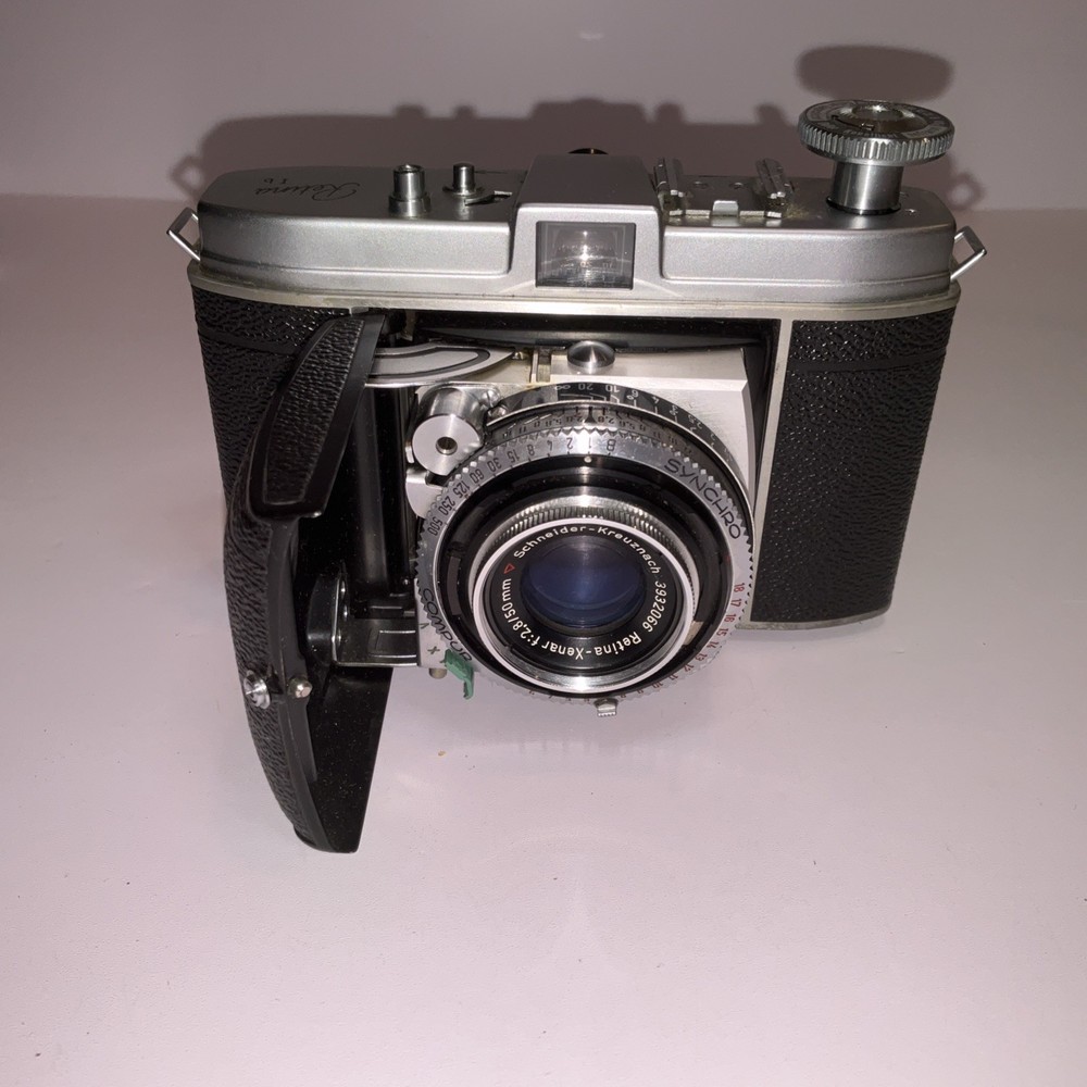 Vintage Retina Folding Camera + Case (Intermittent Shutter)