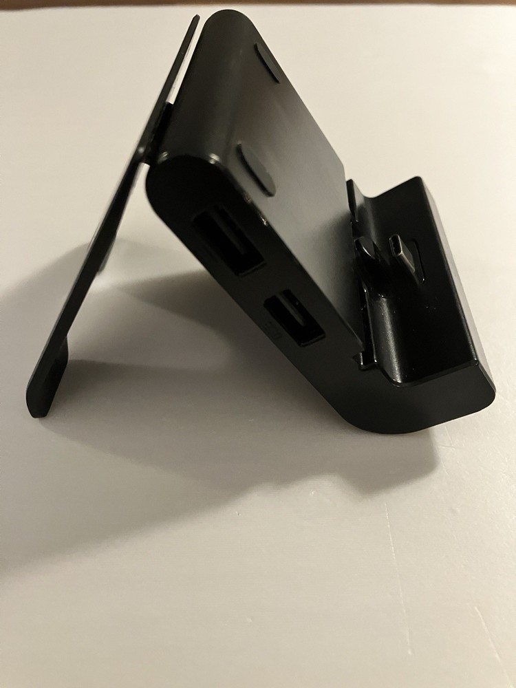 Nintendo Switch Charging / Docking Stand - Adjustable - Connect 4 Controllers!