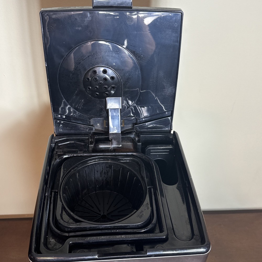 Cuisinart DCC-2000 Coffee On Demand 12- Cup Programmable Coffee Maker