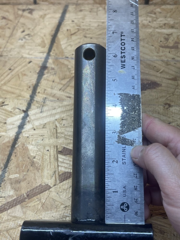 Unmarked Black Wheel Fork 5" wide (H5)