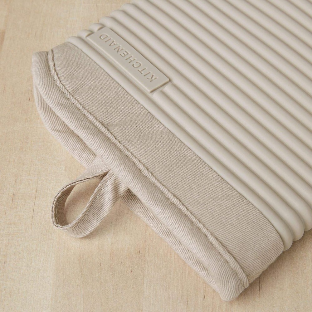 Ribbed Soft Silicone Oven Mitt 2-Pack Set 7.5"x13" Milkshake
