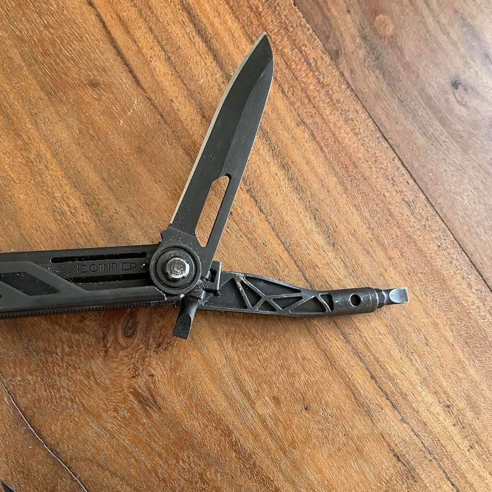GERBER--CENTER DRIVE--MULTI PLIER--w/ BITS--GERBER CASE-MILITARY--EDC SURVIVAL