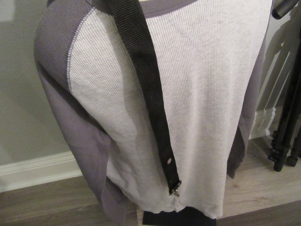 Nice Used Non-Hippie Boring Solid Camera Strap Looks Nice Good Condition