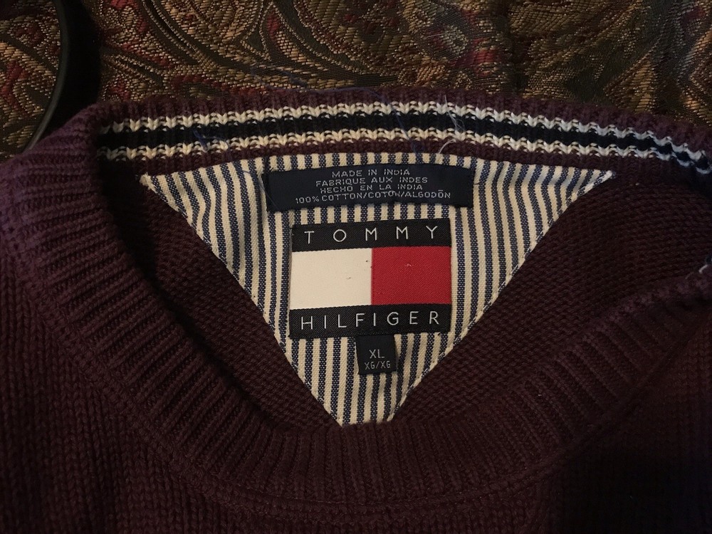 Men’s Tommy Hilfiger Maroon Pullover Sweater Size XL