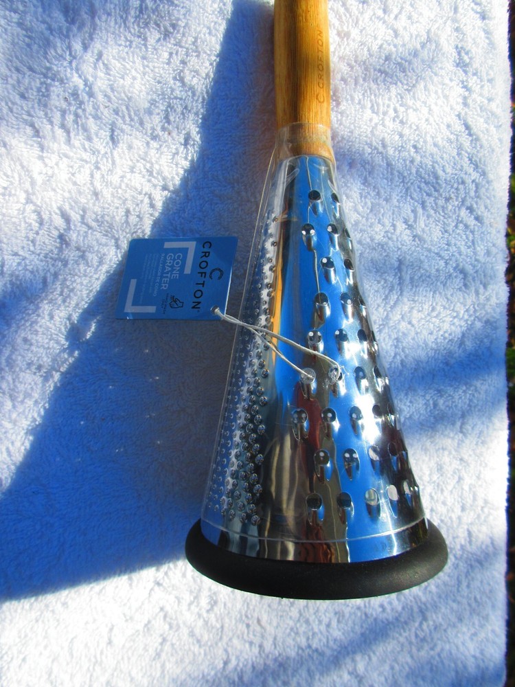 CROFTON CONE GRATER NEW W/TAGS KITCHEN WARE