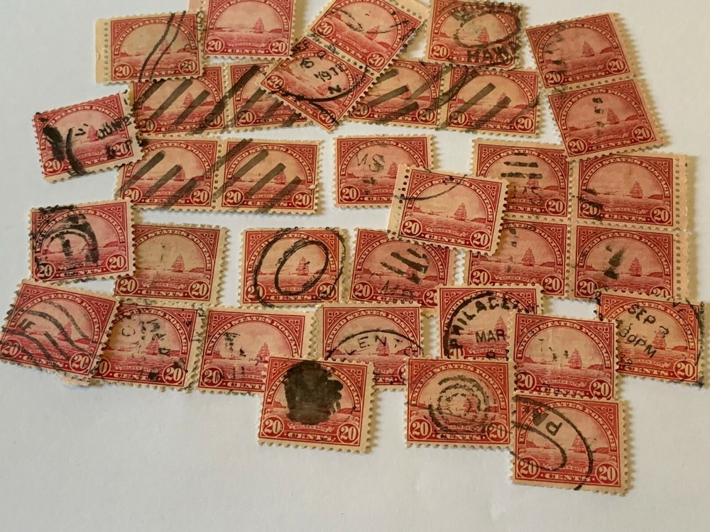 1930's #698, UNH VF Random Pick one stamp only