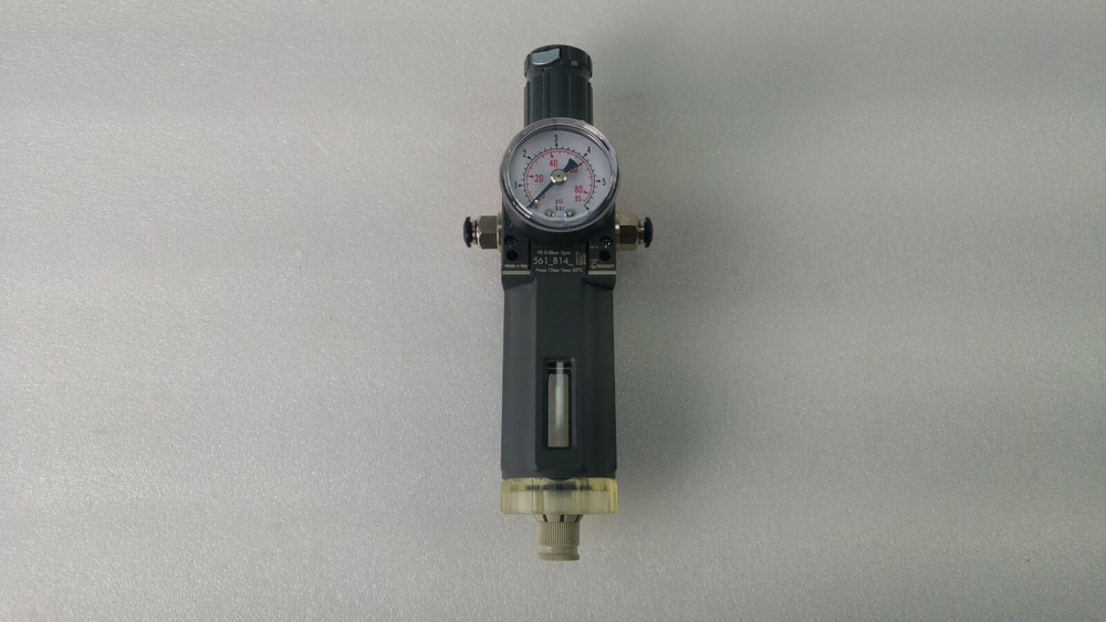 METAL WORK PNEUMATIC PRESSURE GAUGE & REGULATOR 561_B14