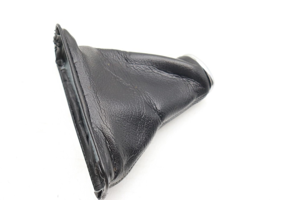 06-10 INFINITI M35 A/T SHIFT BOOT BLACK E3046