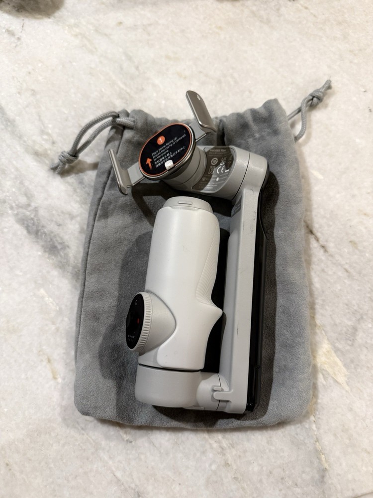Insta360 Flow Gimbal Stabilizer For Smartphone