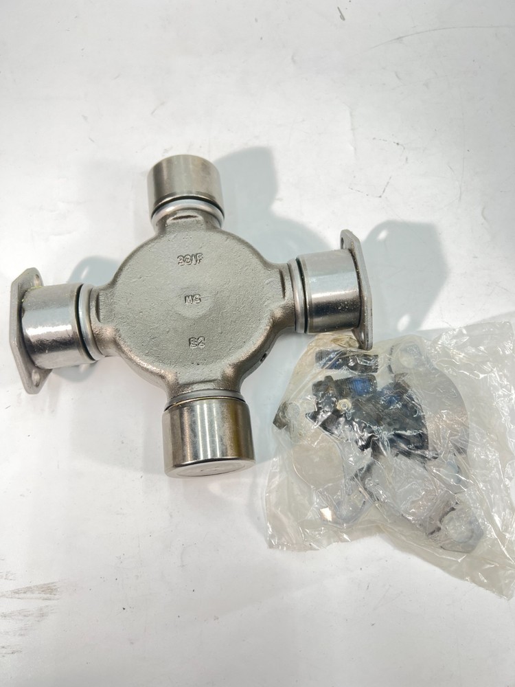 MOOG 878 Universal Joint